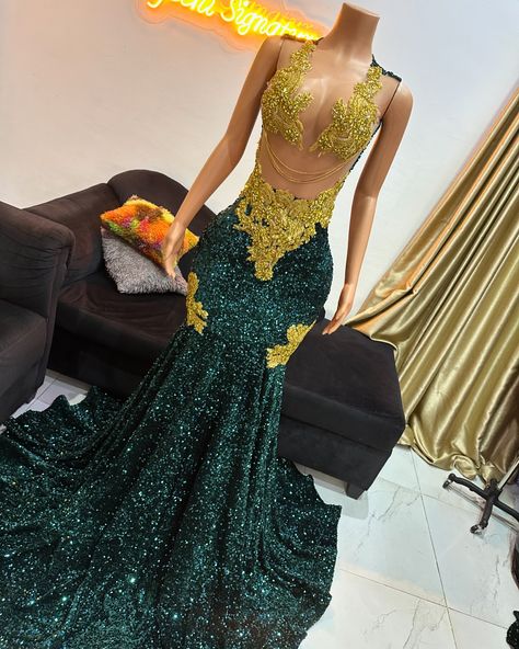 Emerald Gold Prom Dress, Green And Gold Prom Dresses, Gold And Green Prom Dress, Emerald Green Prom Dress Corset, Emerald Green Dress Prom, Green And Gold Prom Dress, Green And Gold Prom, Hunter Green Prom Dress, Light Green Prom Dress