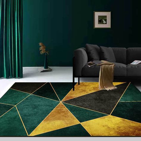 Salon Gold, Black Couch, Polypropylene Carpet, Green Living Room Decor, Nordic Rug, Geometric Pattern Rug, Simple Geometric Pattern, Gold Living Room, Green Walls