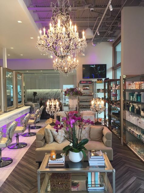 Small Salons, Beauty Bar Salon Ideas, Salon Board, Beauty Bar Ideas, Beauty Bar Salon, Salon Designs, Hair Dressers, Hair Salon Interior Design, Dream Salon