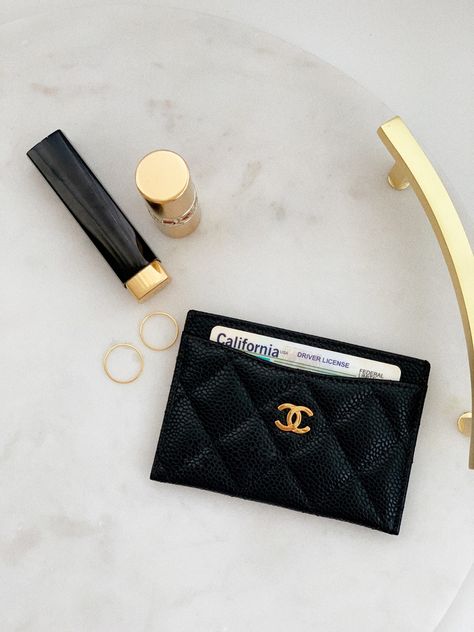 Card Holder Designer Brand, Chanel Classic Card Holder, Chanel Card Holder Aesthetic, Luxury Wallet Women Card Holders, Chanel Wallet Aesthetic, Chanel Card Wallet, Card Holder Chanel, Designer Card Holder Wallet, Cardholder Aesthetic