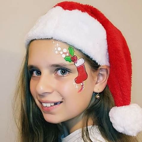 Xmas Face Painting Kids Easy, Holiday Face Painting For Kids, Christmas Facepainting Ideas, Christmas Kids Face Painting, Xmas Face Paint, Face Painting Ideas For Kids Christmas, Xmas Face Painting Kids, Easy Christmas Face Painting Ideas, Christmas Face Painting For Kids