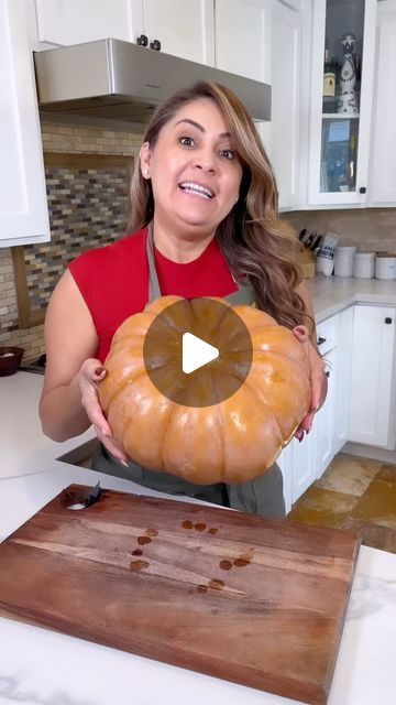 7,451 likes, 64 comments - happybelliesbyjenny on November 5, 2023: "Calabaza de Castilla Endulzada Mexican Sweet Hard Shell Pumpkin By far this is our favorite way to eat pumpkin. Sweetsed with pilonci..." Baking In A Pumpkin Shell, Pumpkin Mexican Recipes, Pumpkin With Piloncillo, Pumpkin Puking Guacamole, Shell Pumpkin, Pumpkin Pullapart Bread, Mexican Pumpkin, Calabaza Recipe, Traditional Mexican Desserts