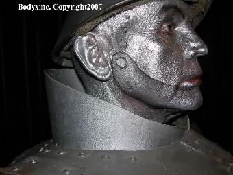 Tin Man Makeup For Men, Tin Man Makeup, Punk Wizard, Scarecrow Costumes, Musical Makeup, Tin Man Costumes, Wizard Of Oz Musical, Oz Costume, The Tin Man