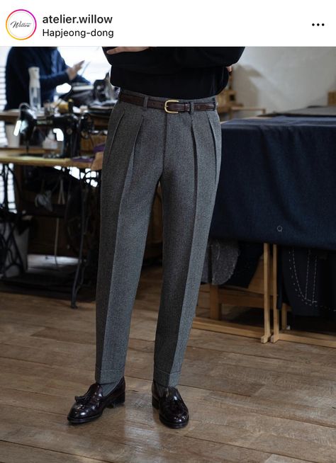 Formal Mens Fashion Aesthetic, Men Trousers Outfit, Bootcut Outfit, Mens Fashion Aesthetic, Tailored Pants For Men, Fit Pictures, Balcony Designs, Men Pants Pattern, Office Wears