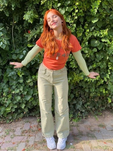 Orange Hair Outfit, Fall High Fashion, Natural Moodboard, Forest Vacation, Forest Magical, Redhead Fashion, Aesthetic Sunrise, Aesthetic Natural, Sunrise Aesthetic