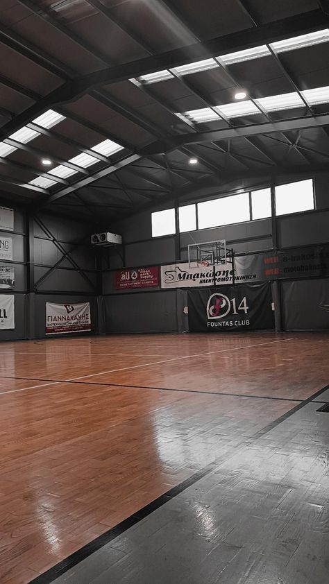 Private basketball court, basketball,court , inside basketball court ,alone ,play basketball, basketball or nothing Dark Basketball Court, Inside Basketball Court, Basketball Academy, Court Basketball, Basketball Room, Alley Oop, Indoor Basketball Court, Devils Night Series, Golf Simulator