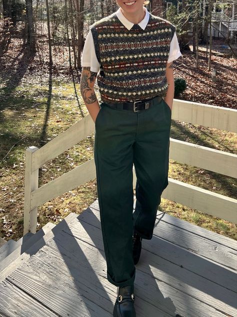 masculine person wearing a white collared shirt with a sweater vest on top with dark green dickies pants and loafers Men’s Cottage Core Outfit, Dickies With Loafers, Masculine Presenting Outfits, Masc Holiday Outfit, Nice Masc Outfits, Artsy Man Outfit, Masculine Femine Outfits, Dickies Green Pants, Business Professional Outfits Masc