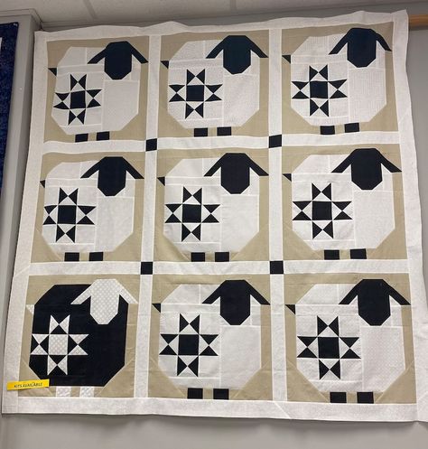 Wooly Stars Quilt, Sheep Quilt Pattern, Goat Quilt, Sheep Quilt, Fun Quilts, Stars Quilt, Black And White Quilts, Farm Quilt, Baby Quilt Pattern