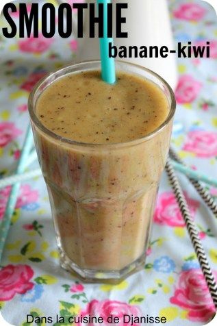 Smoothie banane-kiwi {recettes végétalienne} Smoothie Banane, Milk Shakes, Milk Shake, Cheeseburger Chowder, Chowder, Cheeseburger, Kiwi, Smoothie, Milk