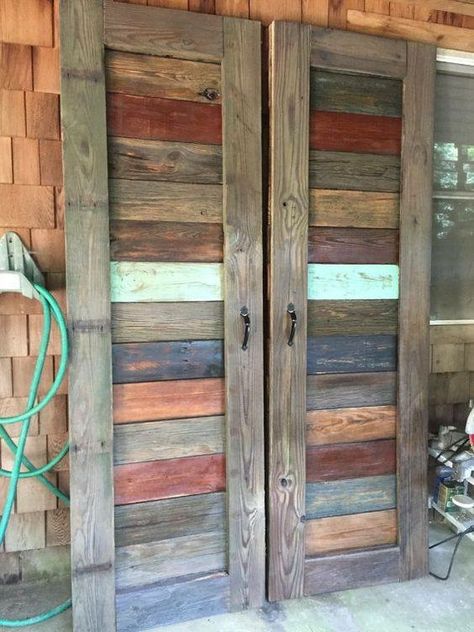 So rustic and bohemian! Closet Barn Doors made from Reclaimed wood by ChiefspeakTradingCo Pallet Door, Barn Door Pantry, Making Barn Doors, Barn Door Closet, Modern Door, Old Doors, Interior Barn Doors, Diy Pallet Projects, Barn Doors Sliding