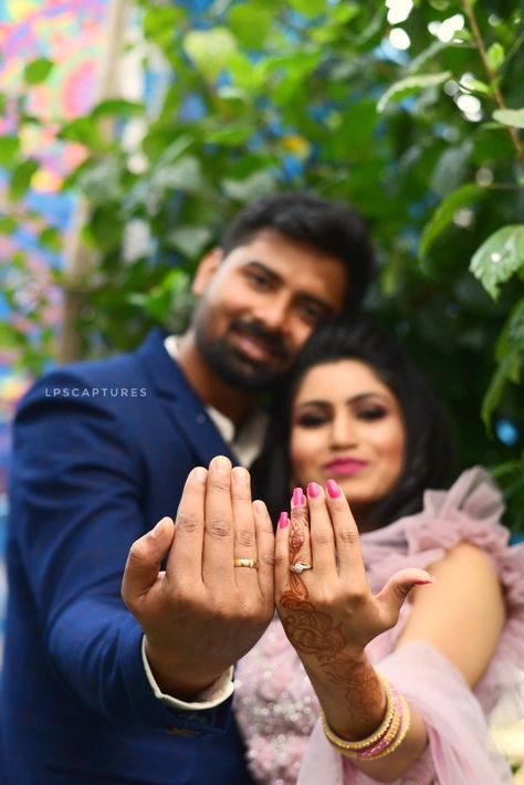 Engagement Coverage Engagement Stills Indian, Ring Ceremony Photography, Engagement Stills, Ring Poses, Indian Engagement Photos, Engagement Photos Indian, Engagement Portraits Poses, Engagement Shoots Poses, Indian Bride Photography Poses