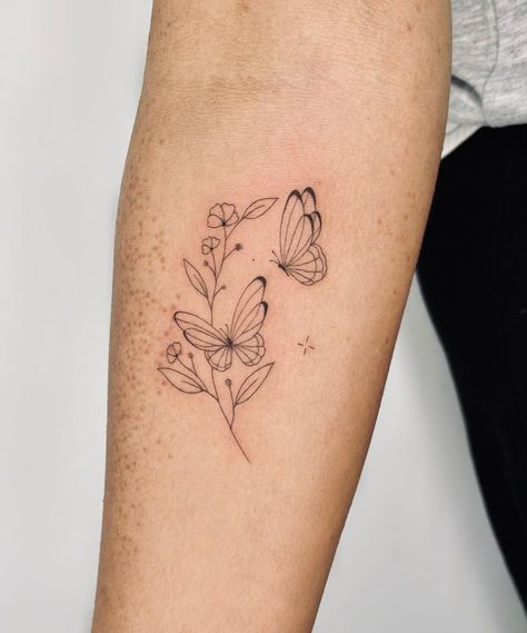 Small Floral Tattoo Ideas, Simple Butterfly And Flower Tattoo, Butterfly On Flower Tattoo, Butterfly Floral Tattoo, Butterfly And Flower Tattoo Designs, Floral Butterfly Tattoo, Butterfly And Flower Tattoo, Arm Tattoos For Women Forearm, Forearm Tattoo Girl