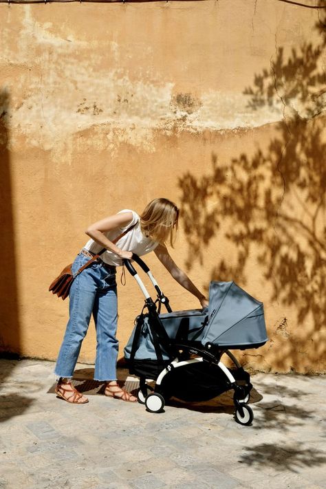 Stroller Walk Aesthetic, Stroller Photoshoot, Mom With Stroller, Nature Outfit Ideas, Stroller Walk, Strawberry Room, Play In The Rain, Walks In Nature, Kids Strollers