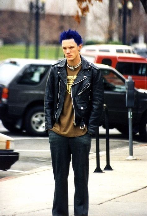 90s Punk Fashion Men, 90s Punk Fashion, 2000s Punk Aesthetic, Slc Punk, Matthew Lillard, 90s Punk, Belief System, 2000s Aesthetic, Gender Envy