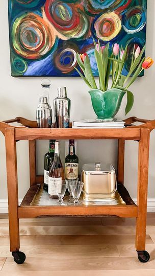 8.2K views · 27 reactions | I picked up this mid century bar cart on @facebookmarketplace last week for a steal! I had been wanting a bar cart for a while and when this came up I jumped on it. You cannot wait on marketplace finds! Everything on the bar cart is thrifted and vintage and it really helps to pull off that mid century vibe. Have you ever gotten a great find on @facebookmarketplace? Let me know! It’s such a great place to shop for unique second hand items for your home 🤎 / \ / #midcenturymodern #midcentury #midcenturyfurniture #midcenturybarcart #barcart #barcartstyling #showmeyourstyled #howihome #modernbohemian #thrifted #thriftedhome #itsprobablythrifted #modernvintage #vintagehome #collectedhome #curatedhome #mccoy #showemyourstyled #hunkerhome #upcycle #upcycled #cottagesa Thrifted Home, Bar Cart Styling, Mid Century Bar, I Pick, Modern Bohemian, Mid Century Furniture, Pull Off, A Bar, Midcentury Modern