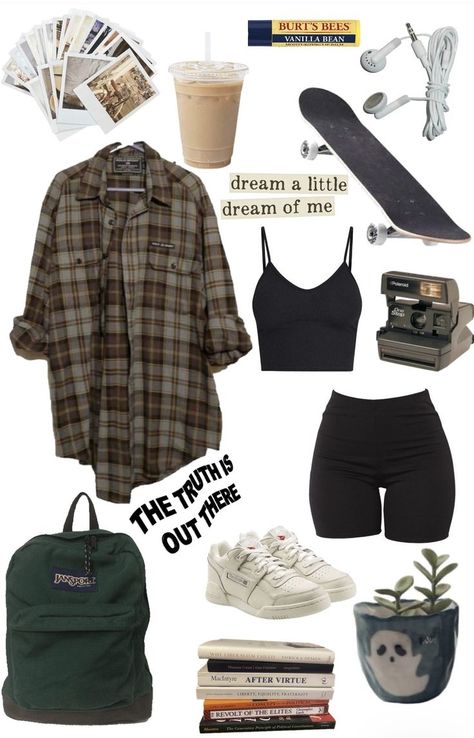 Summer Collage Outfit, Sleep Token Outfit Ideas, Grunge Workout Outfits, Summer Emo Fits, 90s Grunge Outfits Summer, Hobo Aesthetic Outfit, Nobody Is Gonna See Me Outfit, Earth Grunge Outfits, Grunge Outfits For Summer