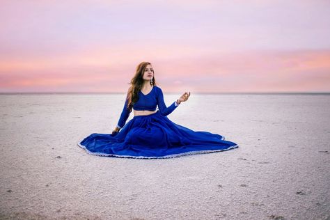 White Rann of Kutch White Rann Of Kutch Photography, Rann Of Kutch Photography, Kutch Photography, Rann Of Kutch, Long Frocks, Pool Float, Disney Princess, Photography, Travel