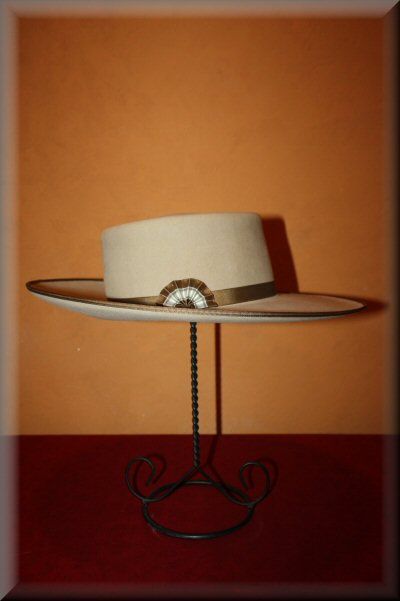 Buckaroo Hats, Buckaroo Style, Western Dressage, Cowboy Clothes, Stylish Womens Hats, Cowgirl Clothing, Western Stuff, Rodeo Cowboys, Cowgirl Fashion