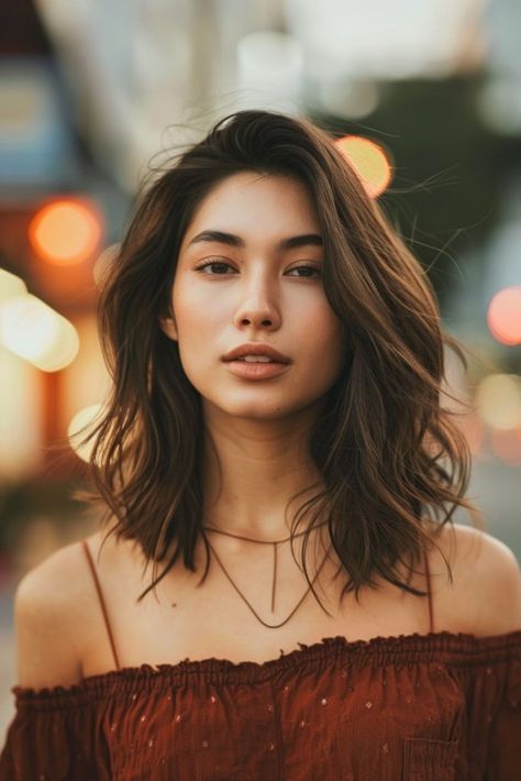 20 Low Maintenance Summer Haircuts You'll Want To Rock - Pinch Of Glam Fuller Cheeks, Fat Face Haircuts, Face Fat, Low Maintenance Haircut, Hairstyles Trendy, Summer Haircuts, Firm Skin, Low Maintenance Hair, Chubby Cheeks