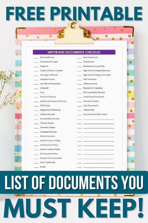 Get help with important papers organization and create your own important documents binder or filing system with this free printable checklist! This printable list of important papers to keep will help you get organized so that you have everything you need in event of an emergency, or just so you can tackle your paper clutter! Best Way To Store Important Documents, What Papers Do I Need To Keep, Personal Document Organization, Important Paper Organization, Document Organization Filing System, Family Documents Organization, Life Documents Organizer, Important Papers Organization, Living Will Template Free Printable