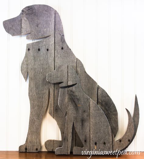 Top 10 Projects of 2019 - See the top ten blog posts for 2019 #topten #topten2019 #favoriteblogposts2019 Dog Wood Crafts, Centrepiece Ideas, Used Pallets, Unfinished Wood Crafts, Christmas Is Over, Reclaimed Wood Projects, Wood Scraps, Diy Wooden Projects, Wood Dog