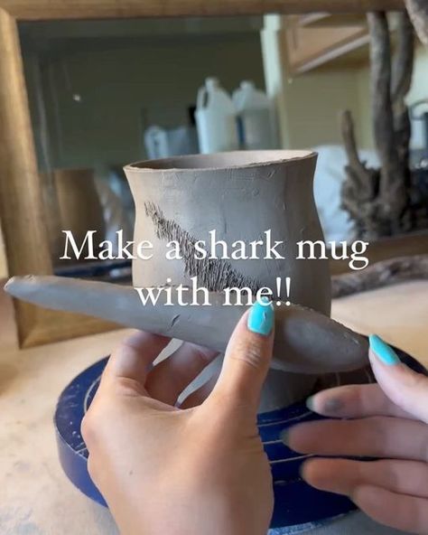 Pottery on Instagram: "Credit @ansleyceramics The black tip shark 😍 🔰 Tag a friend 🔔 Turn Post Notification On * Follow us to see Pictures/Videos every day 👉 For shirts you'll find the link on my Bio👆👆👆" Shark Mug Pottery, Shark Pottery, Clay Shark, Shark Ceramic, Ceramic Shark, Black Tip Shark, Shark Head, Clay Plates, Reef Shark