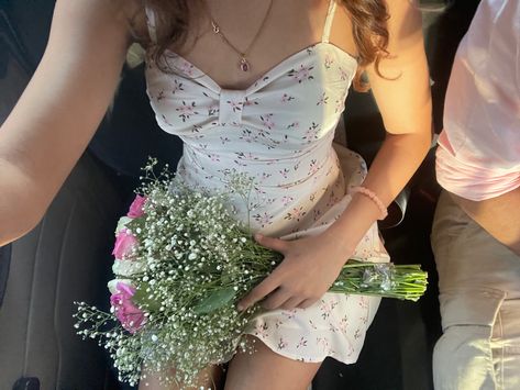 Flower Dress Aesthetic, A Bouquet Of Flowers, Foto Ideas Instagram, Bouquet Of Flowers, Camp Half Blood, Just Girl Things, Soft Girl, Girly Girl, Percy Jackson