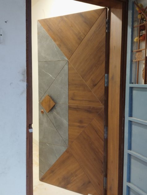 Vineer Groove Design Double Door, Latest Mica Door Design, Flushed Door, Flush Door Design Modern Sunmica, Mica Doors Design, Sunmica Door Designs, Mica Door, Entrance Gateway, Minimal Door