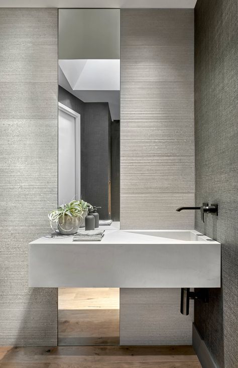 Modern Powder Room Ideas, Powder Room Ideas Modern, Modern Powder Room Design, Powder Room Modern, Powder Bathroom Ideas, Powder Room Paint, Luxury Powder Room, Modern Powder Rooms, Modern Powder Room