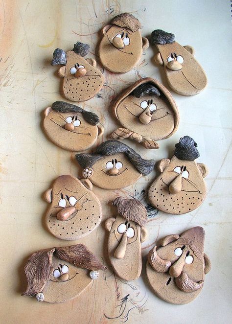 Pottery Characters, Polymer Clay Kunst, Clay Characters, Tanah Liat, Clay Faces, Silly Faces, Airbrush Art, Art Clay, Polymer Clay Projects