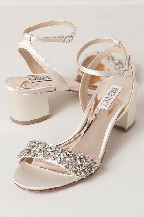 Kasut Kahwin, Badgley Mischka Bridal, Bridal Shoes Low Heel, Country Shoes, Wedding Shoes Low Heel, Red Wing Boots, Wedding Shoes Bride, Badgley Mischka Shoes, Bridal Sandals