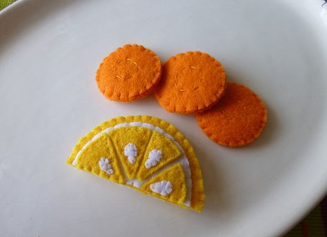 Lemon  carrot slices | Flickr - Photo Sharing! Felt Carrot, Types Of Play, Felt Food, Lemon Slice, Fake Food, Felt Projects, Play Food, Play Kitchen, Felt Diy