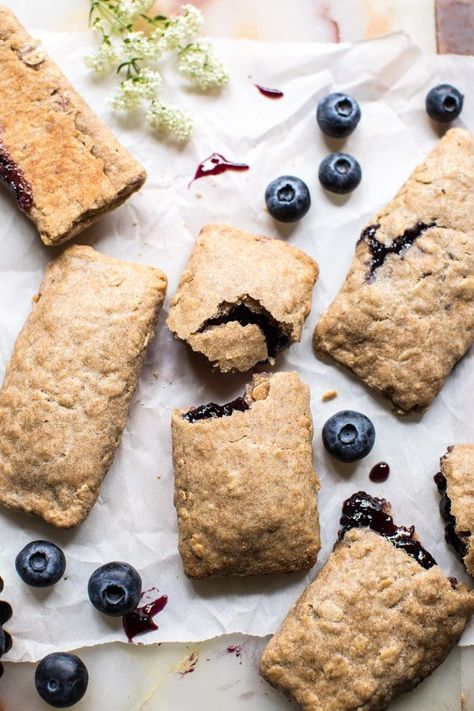 Homemade Blueberry Nutri Grain Bars | halfbakedharvest.com @hbharvest Homemade Store Bought Food, Nutrigrain Bar Recipe, Nutri Grain Bars, On The Go Breakfast, Homemade Cereal, Bar Food, Cereal Bars, Bar Recipe, Half Baked