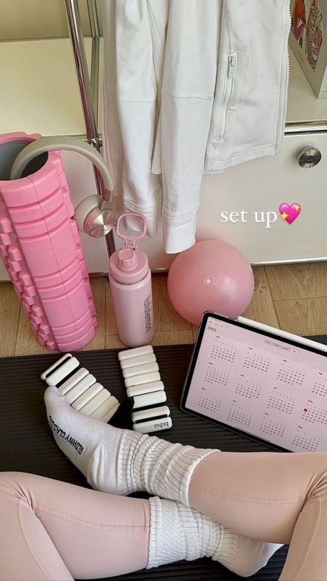 Pilates Gym, Pink Lifestyle, Pink Pilates, Pilates Princess, Pink Life, Healthy Girl, Pink Girly Things, Pink Vibes, Healthy Lifestyle Inspiration