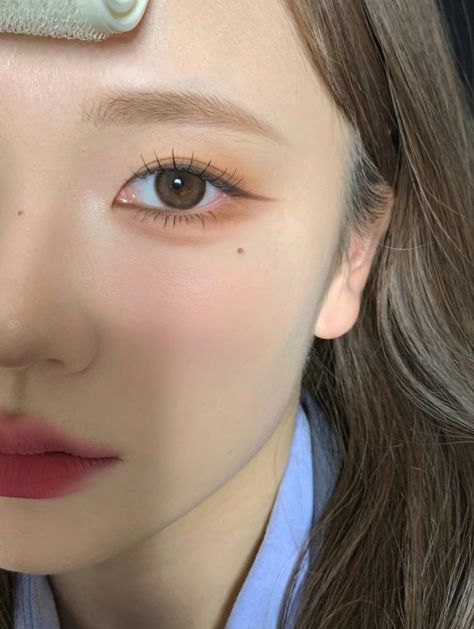 Makeup Reference Natural, Korean Makeup For Hooded Eyes, Twice Makeup Look, Sweet And Spicy Makeup, Korea Makeup Look, Igari Makeup, Pink Purple Pastel, Asian Makeup Looks, Style Tutorial