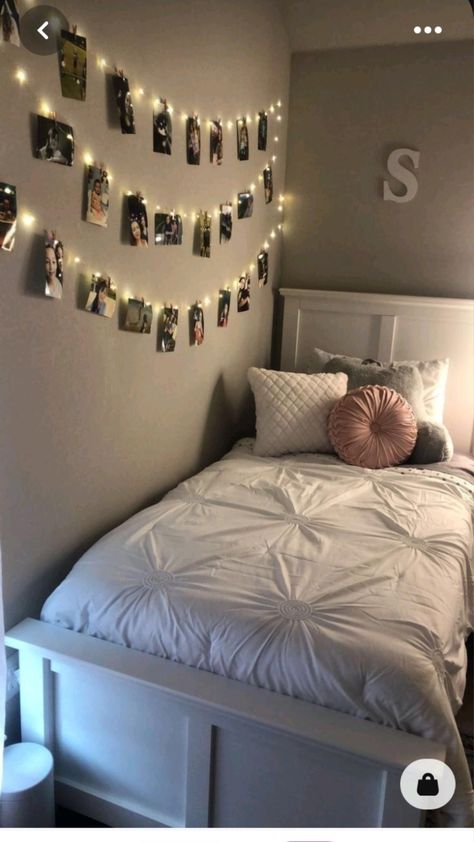 Hiasan Bilik Tidur, Dorm Room Diy, Dorm Room Inspiration, Pinterest Room Decor, Redecorate Bedroom, Cozy Room Decor, Teen Bedroom Decor, Girl Bedroom Decor, Room Design Bedroom