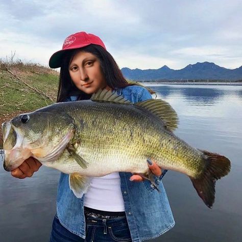 মোনা ধরেছে মস্ত মাছ !nice bass Mona Crappie Fishing Tips, Fishing 101, Catch Of The Day, Bass Fishing Tips, Fishing Pictures, Fishing Women, Fishing Girls, Catching Fish, Gone Fishing