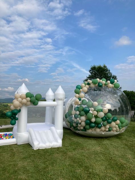 Bubble House Balloons, Bubble House Party, Modern Bounce House, Party Rental Ideas, Party Rentals Business, Baby Play Areas, Balloon House, Backyard Birthday Parties, Bounce House Rentals