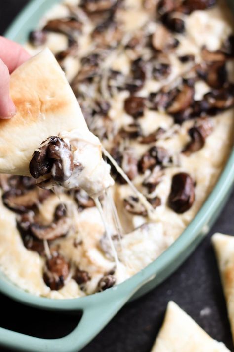 Cheesy Mushroom Dip | Six Sisters' Stuff Mushroom Dip Recipes, Vegetarian Alfredo, Mushroom Dip, Dips Recipes, Vegetable Dips, Delicious Dips, Keto Appetizers, Vegetable Dip, Six Sisters Stuff