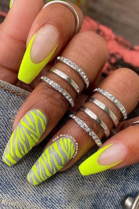 Neon Yellow Zebra Print Nails Zebra Nail Designs, Sugar Effect, Zebra Print Nails, Zebra Nails, Print Nails, Pretty Nail Art Designs, Animal Nails, Animal Print Nails, Bright Nails