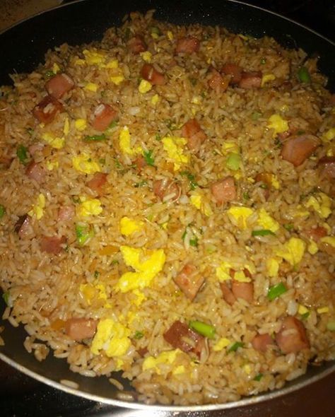 Batata Recipe Puerto Rican, Hispanic Dishes, Puerto Rican Cuisine, Puerto Rican Dishes, Puerto Rico Food, Boricua Recipes, Rican Food, Spanish Dishes, Spanish Rice