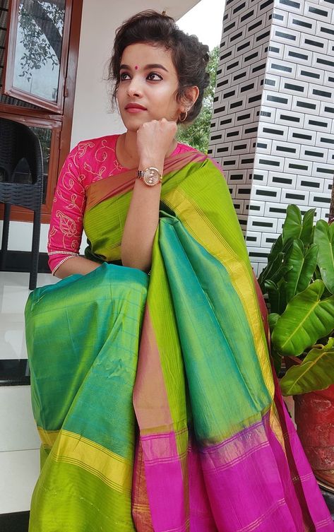 Kanchipuram Silk saree, colour green, pink design blouse with zero neck cut. Zero Neck Saree Blouse, Pink Design, Pink Blouse, Green Silk, Saree Blouse, Woman Face, Photo Dump, Blouse Designs, Silk Sarees