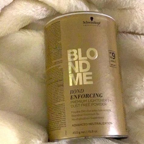 Schwarzkopf BLOND ME bleach powder 9 level hair Bayalage Highlights, Bleaching Powder, Hair Bleach, New Things To Try, Sensitive Scalp, Bleached Hair, Cosmetic Products, My Hair, Get It