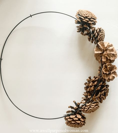 Pine Cone Wire Wreath, Small Pine Cone Wreaths, Mini Pinecone Wreath, Fir Cones Decorations, Pine Cone Wreath Diy How To Make, How To Make A Pine Cone Wreath, Pine Cone Christmas Decorations Diy, Pine Cone Christmas Wreath, Pine Cone Wreath Ideas