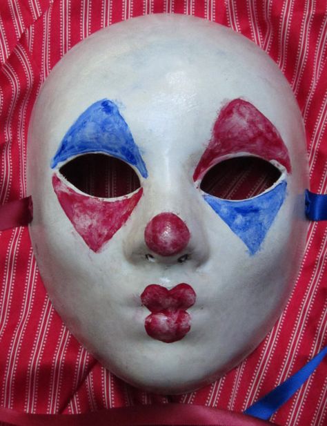 Cute Clown Mask, Porcelain Clown Mask, Clown Mask Ideas, Theatre Masks Aesthetic, Clown Mask Aesthetic, Deadpool Sona, Circus Collage, Clown Masks, Sleepover Crafts