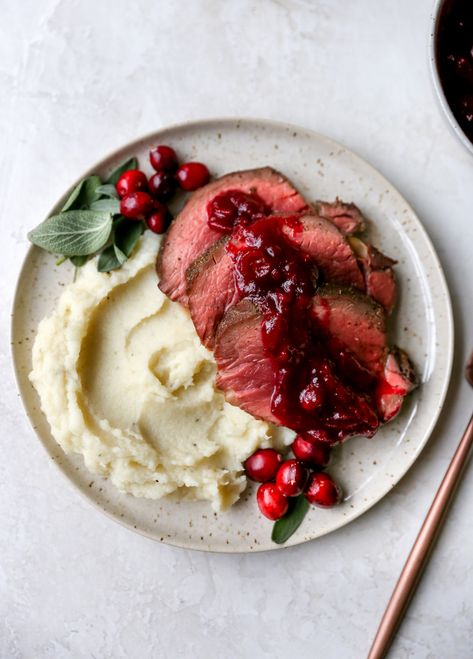 Perfect Beef Tenderloin, Christmas Beef, Beef Tenderloin Recipes, Cranberry Compote, Christmas Roast, Beef Tenderloin Roast, Holiday Roasts, Beef Sauce, Tenderloin Roast