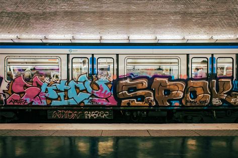 Graffiti Train 🧔 Jonathan Ferreira #Graffiti #Subway #Train Train With Graffiti, Subway Graffiti, Train Graffiti, Alevel Art, Subway Train, Red Bull, Street Art, Graffiti, Abc