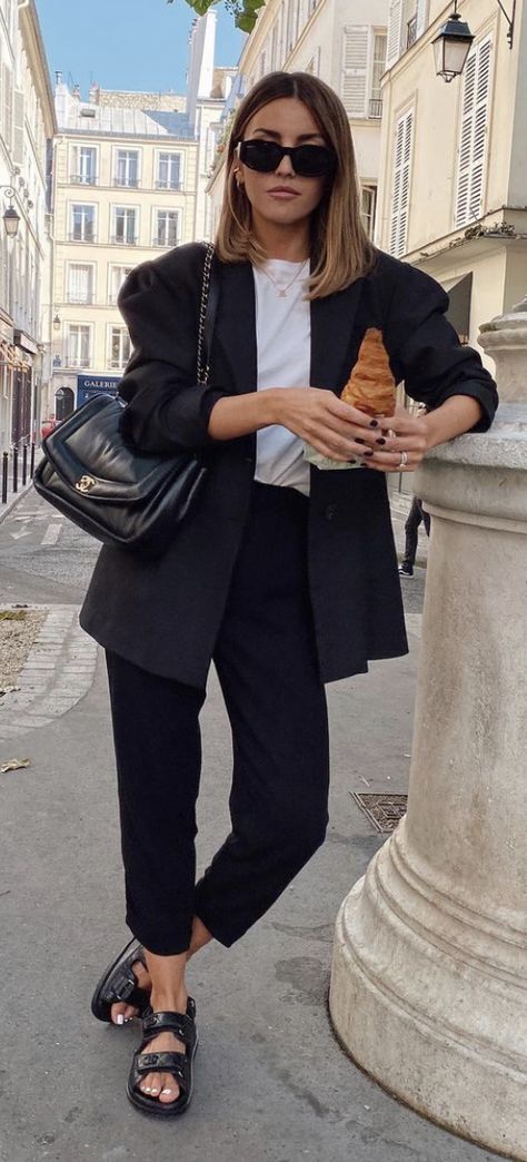 Loafer Sandals Outfit, Black Chanel Sandals Outfit, Chunky Sandals Work Outfit, Chanel Sandals Outfit Summer, Black Dad Sandals Outfit, Black Loafer Summer Outfit, Chanel Black Sandals, Sandals Office Outfit, Boston Street Style Summer