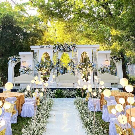 Pernikahan Outdoor, Oak Decor, Dekorasi Wedding, Nigerian Recipes, Decor 2024, Outdoor Weddings, Easy Trendy Outfits, Decoration Wedding, Decor Outdoor