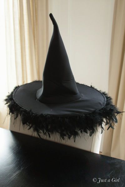 Decorated Witch Hat, Witch Hats Costume, Witch Costume Diy, Cheap Halloween Decorations, Witch Costumes, Halloween Mantel, Twin Shower, Witch Diy, Cast A Spell